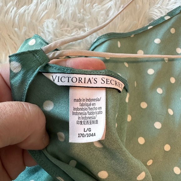 Victoria Secret Tank Top - Picture 3 of 3